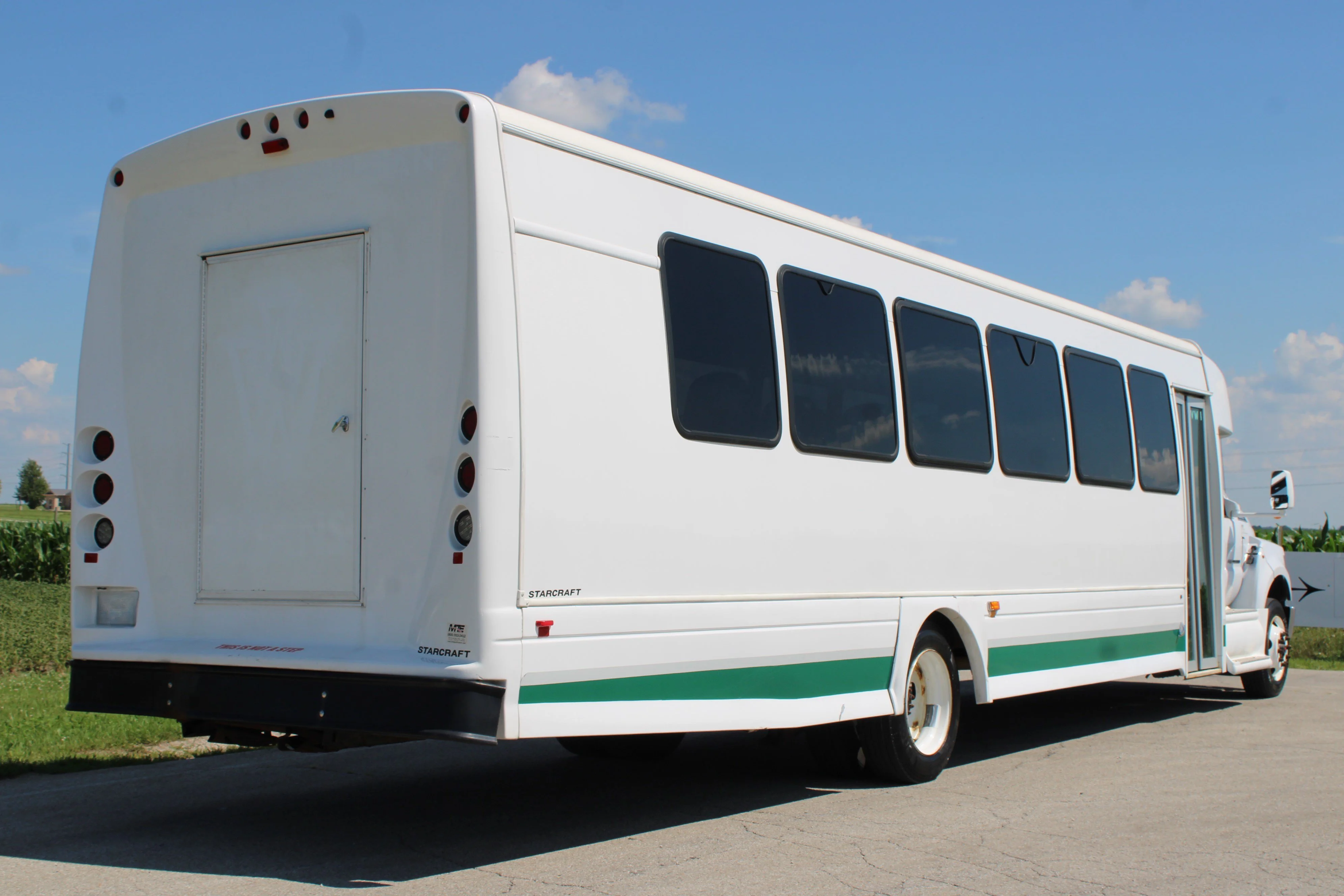 Used 2021 Oxford White Ford Base image 4