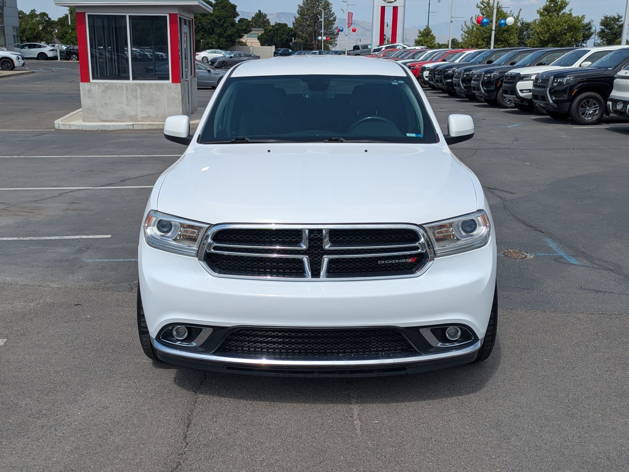 Used 2019 White Knuckle Clearcoat Dodge SXT image 9