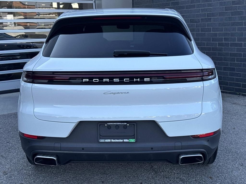 Used 2024 White Porsche Base image 5
