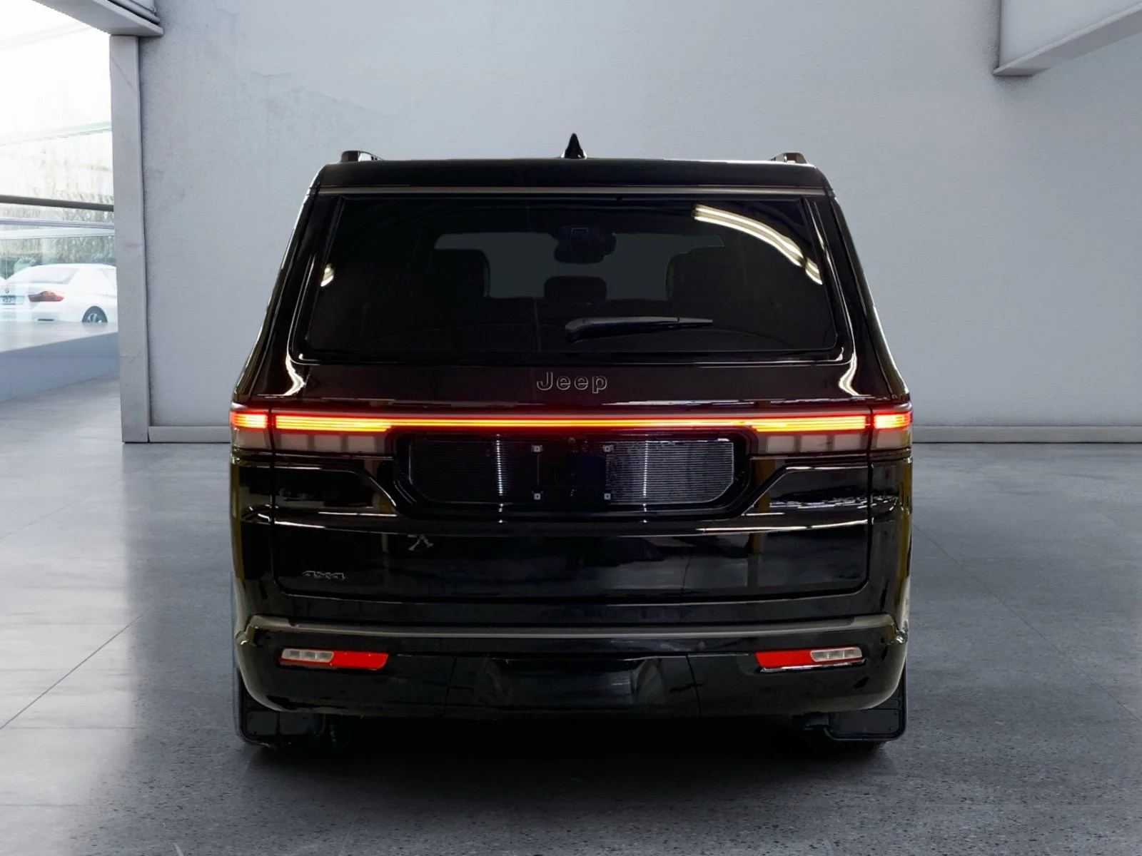 New 2026 Diamond Black Crystal Pearl Jeep Upland image 4