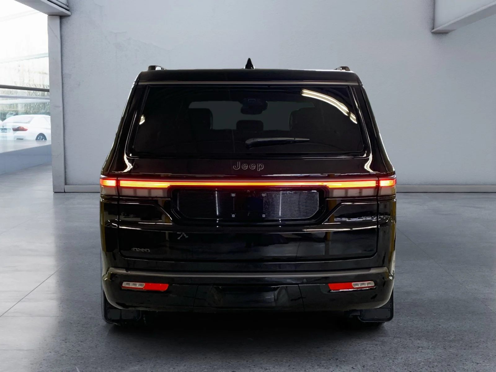 New 2026 Diamond Black Crystal Pearl Jeep Upland image 4