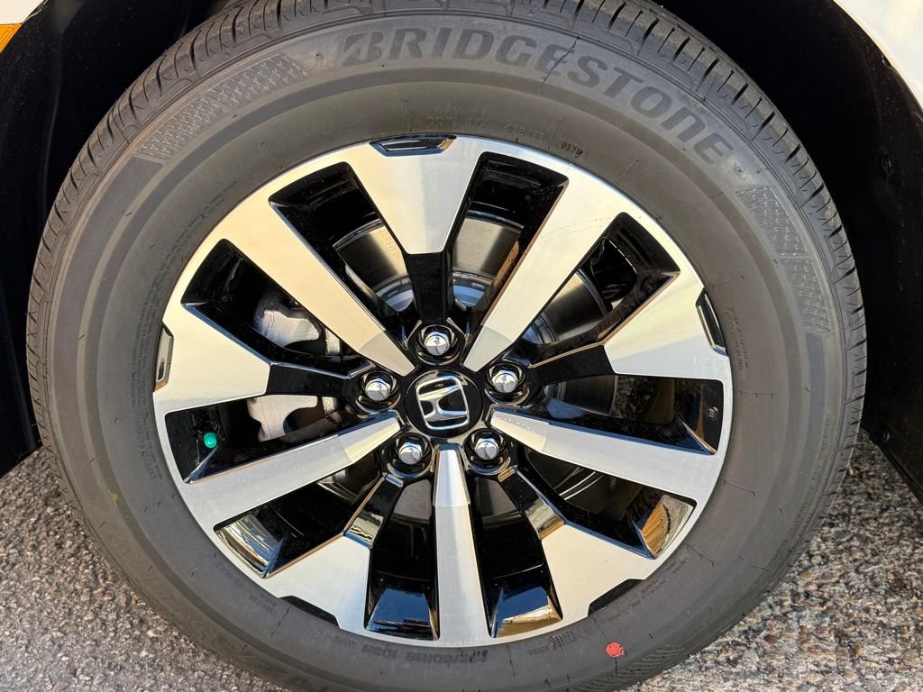 2026 Honda Odyssey EX-L - Photo 11
