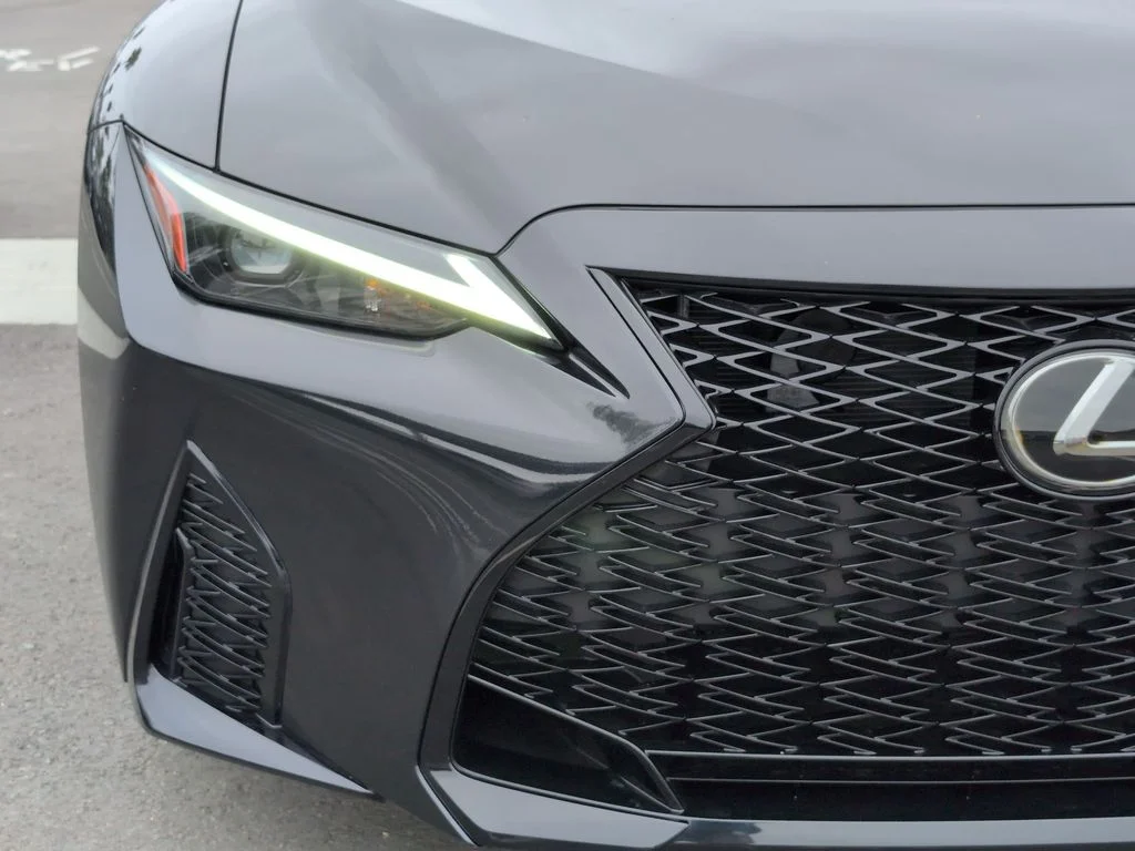 Used 2024 Black Lexus 300 image 18
