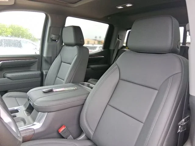2026 GMC Sierra 1500 SLT - Photo 14