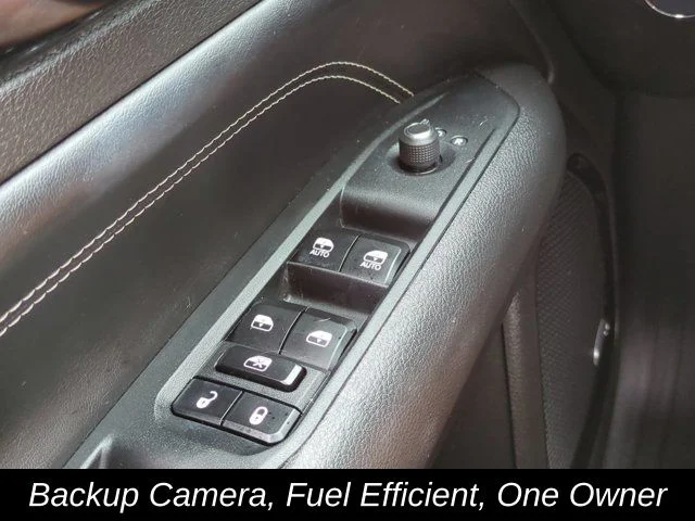 Used 2022 White Jeep Limited image 25