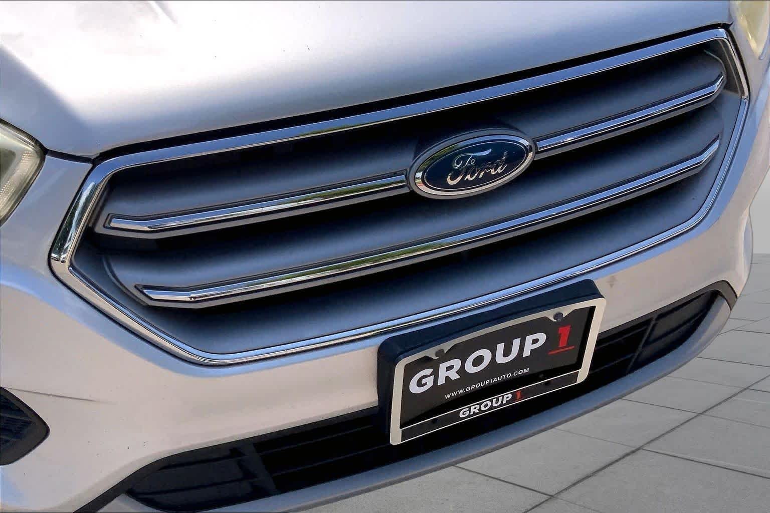 Used 2017 Ingot Silver Metallic Ford Titanium image 29
