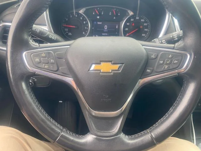 Used 2019 Summit White Chevrolet LT image 11
