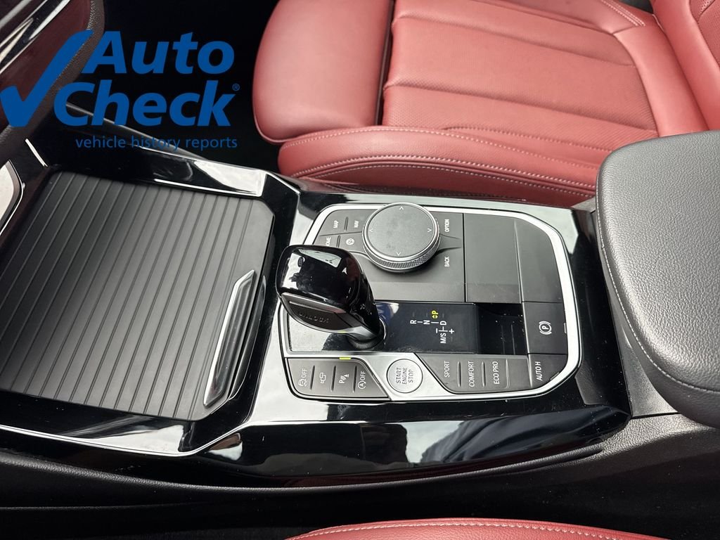 Used 2023 Alpine White BMW sDrive30i image 23