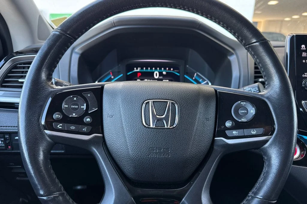 Used 2022 Platinum White Pearl Honda Elite image 27