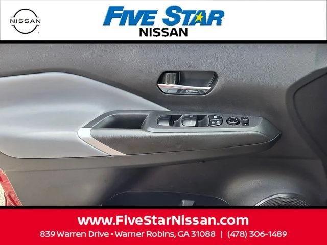 Used 2023 Red Nissan SR image 27