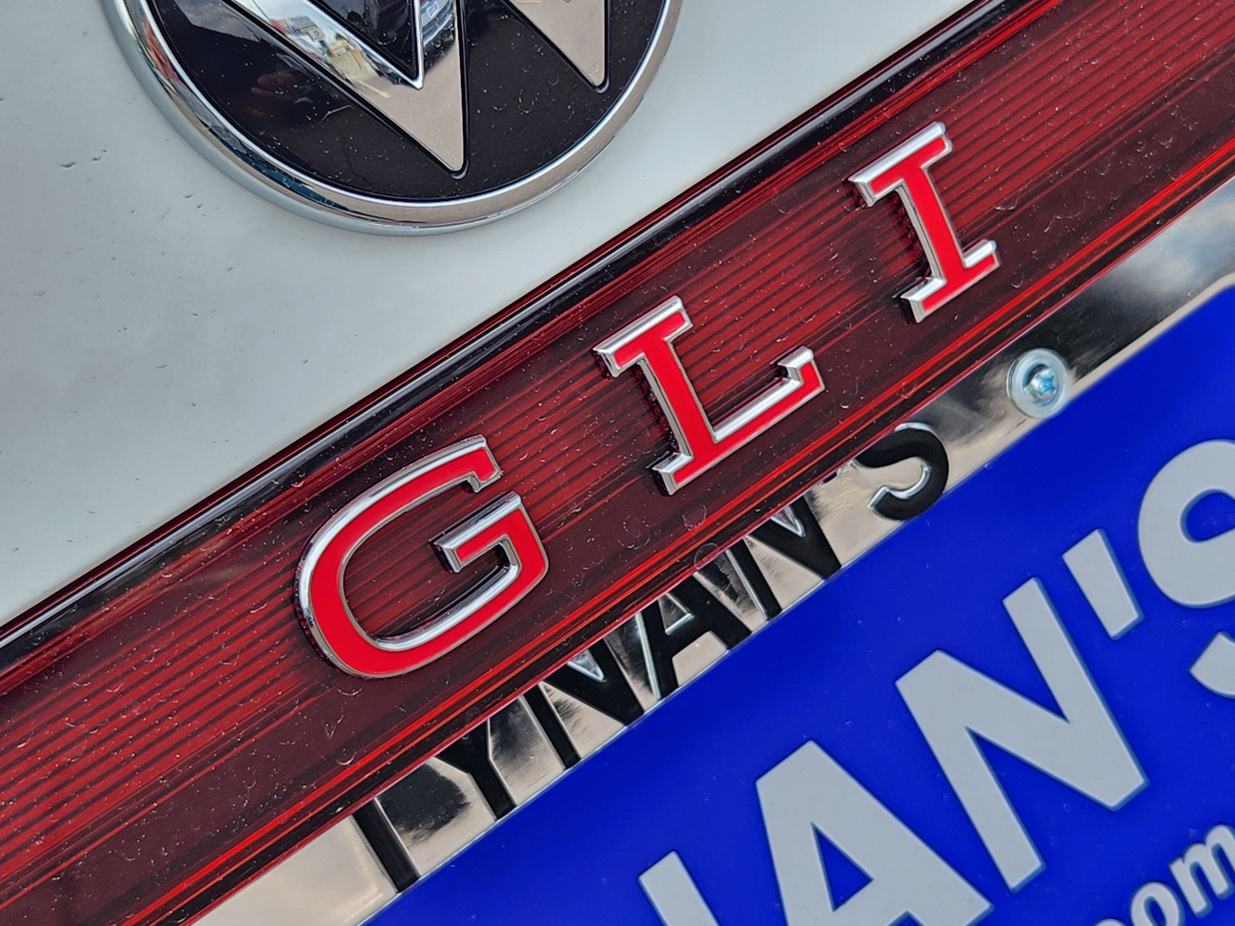 New 2026 White Volkswagen 2.0T Autobahn image 8