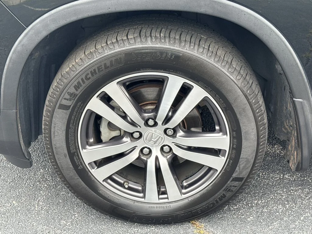 Used 2018 Beige Honda EX image 11