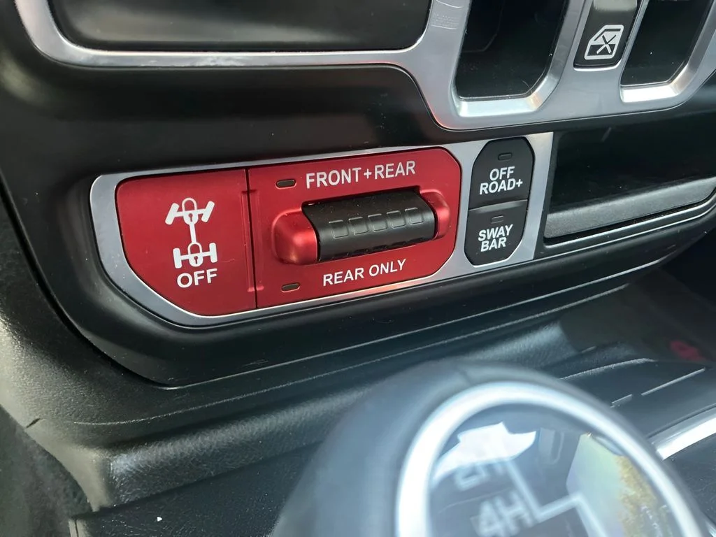 Used 2020 Blue Jeep Rubicon image 12