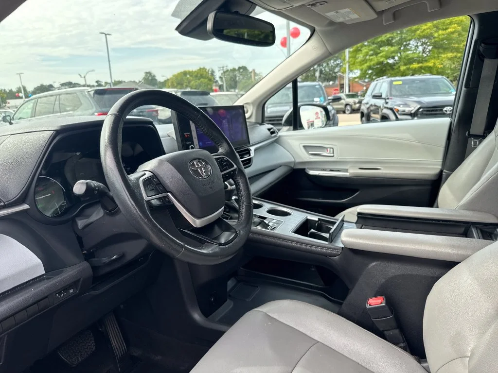 Used 2025 Gray Toyota XLE image 17