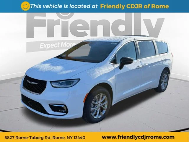 2026 Chrysler Pacifica Select AWD's photo