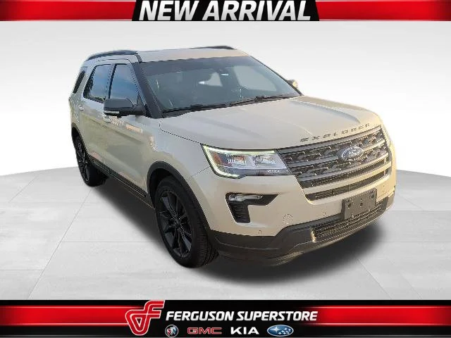 Used 2018 Silver Ford XLT image 1