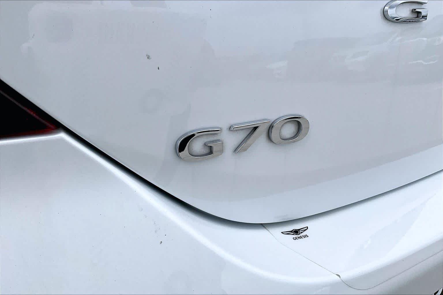Used 2024 Uyuni White Genesis 2.5T image 29