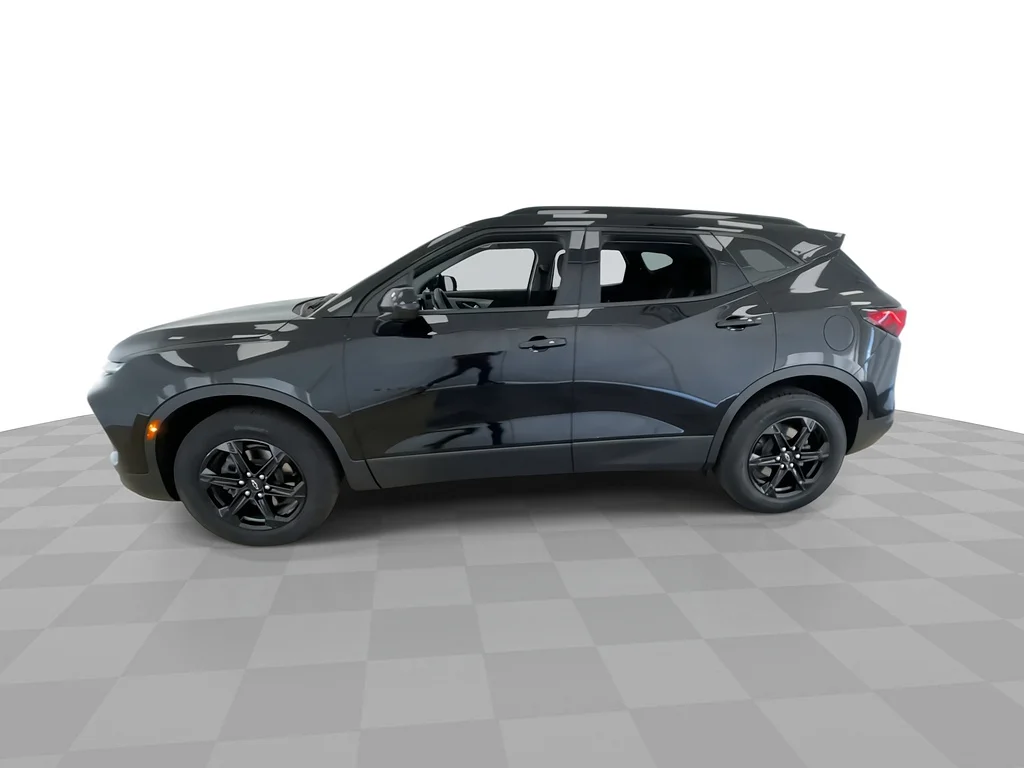 Used 2024 Black Chevrolet LT image 6