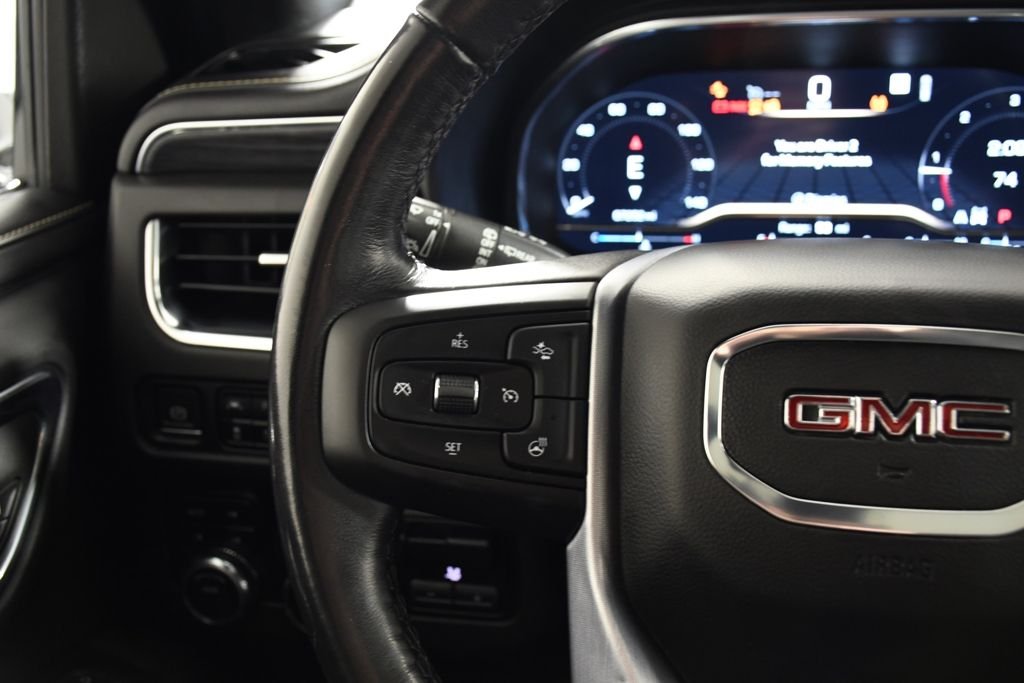 Used 2022 White Frost Tricoat GMC SLT image 28