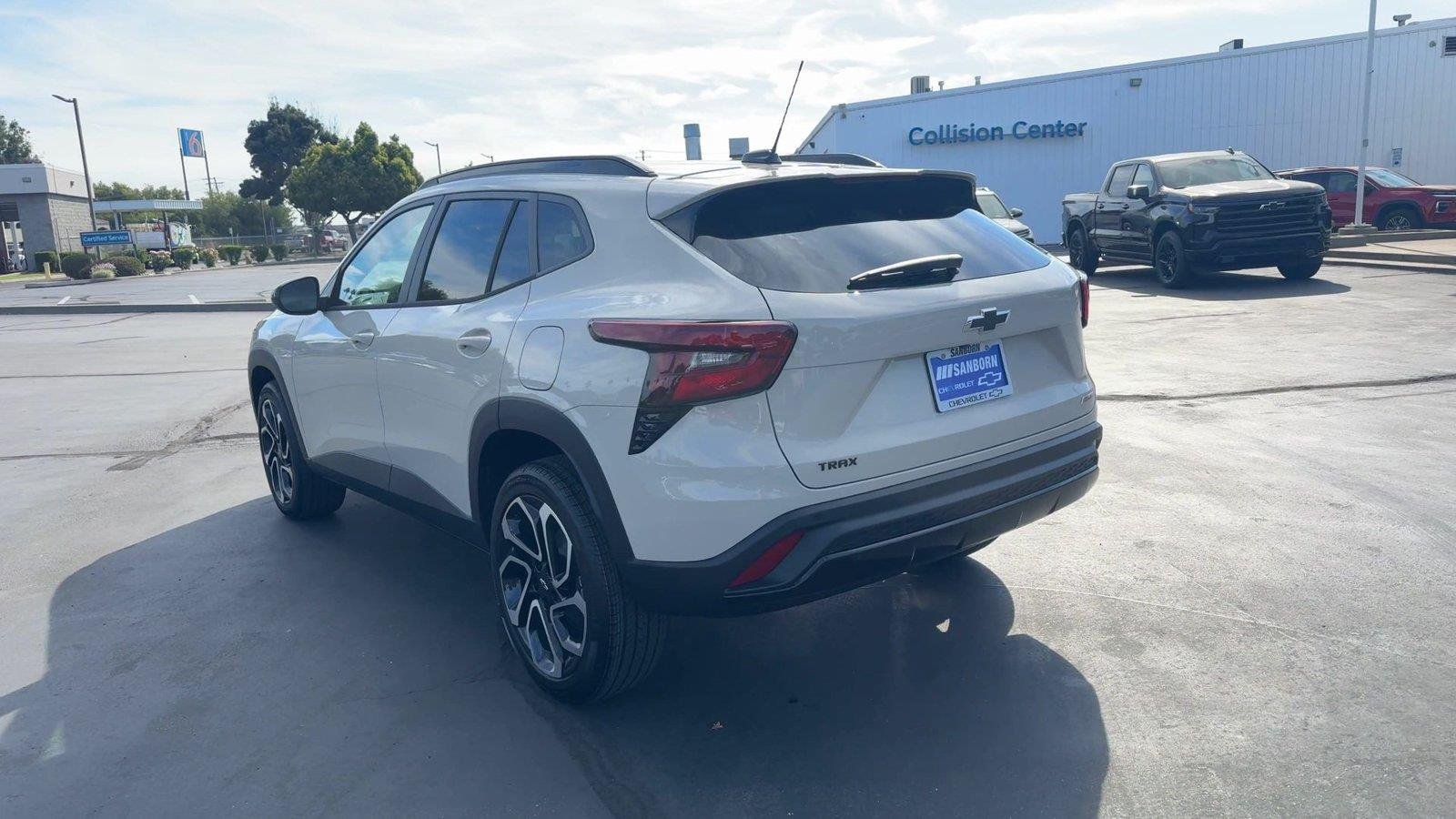 New 2026 White Sands Chevrolet 2RS image 9