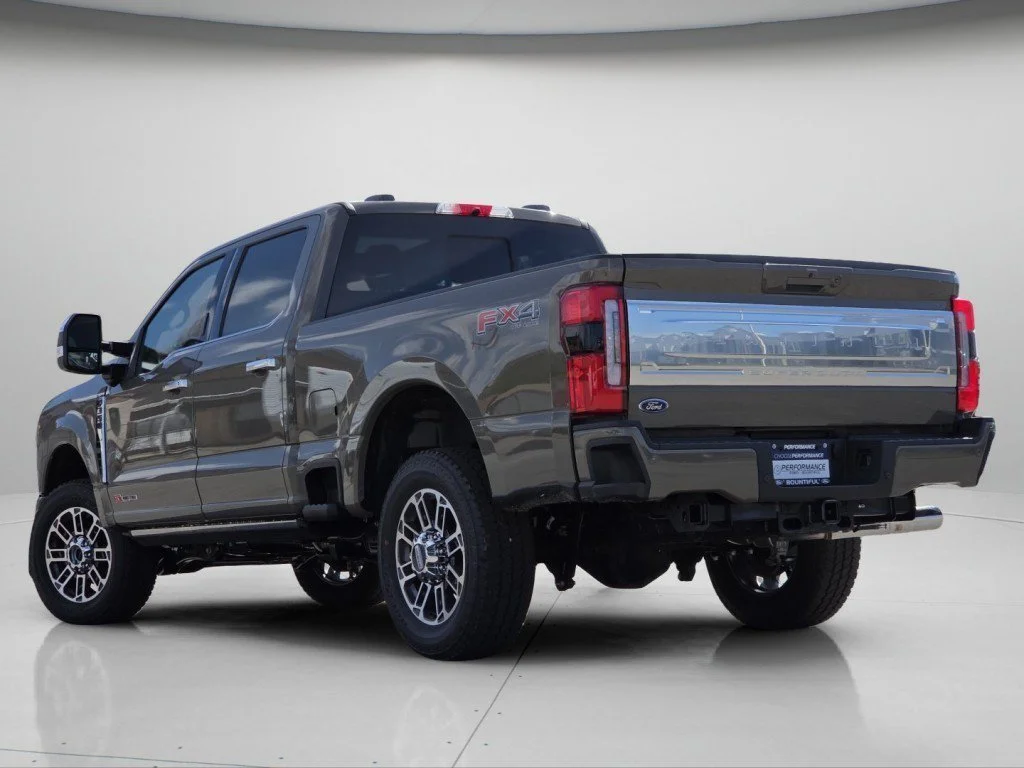 New 2026 Marsh Gray Ford Platinum image 31