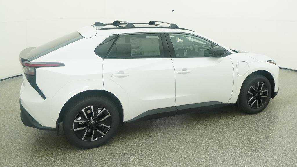New 2026 Wind Chill Pearl Toyota XLE image 48