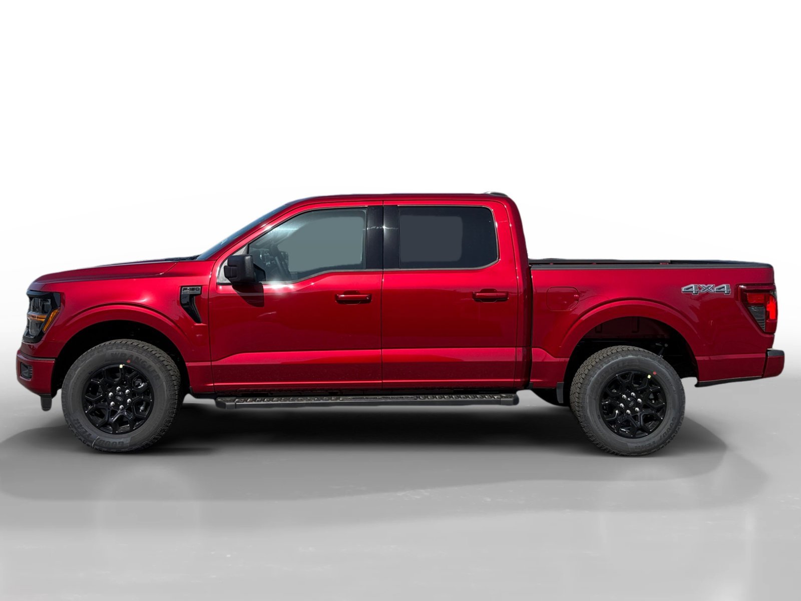 New 2026 Ruby Red Metallic Tinted Clearcoat Ford XLT image 2