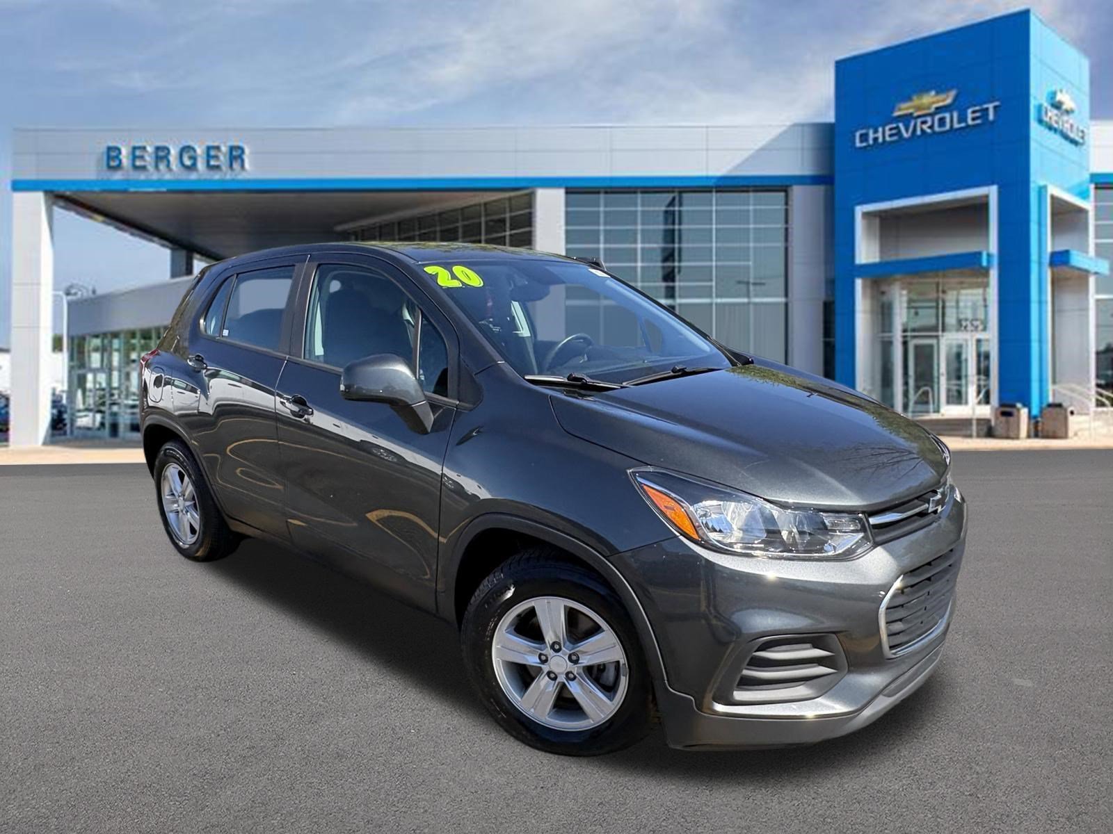 2020 Chevrolet Trax LS's photo