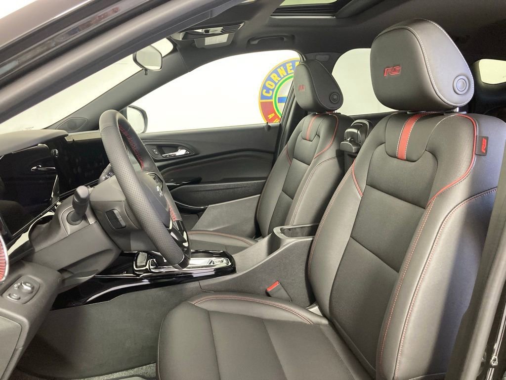 New 2026 Mosaic Black Metallic Chevrolet 2RS image 10