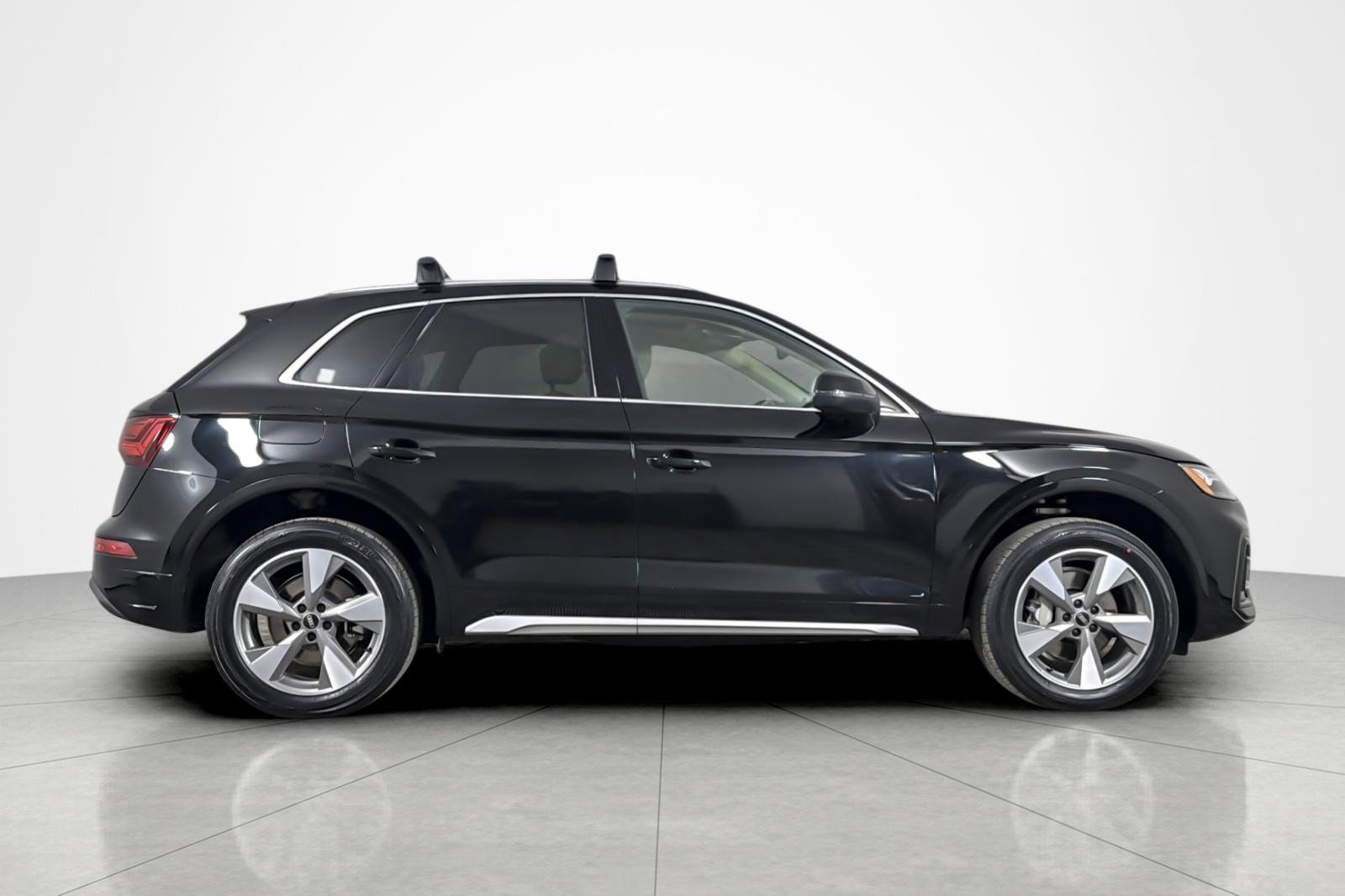 Used 2023 Mythos Black Metallic Audi Premium Plus 40 TFSI quattro image 6