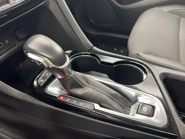 Used 2022 Gray Buick Select image 16