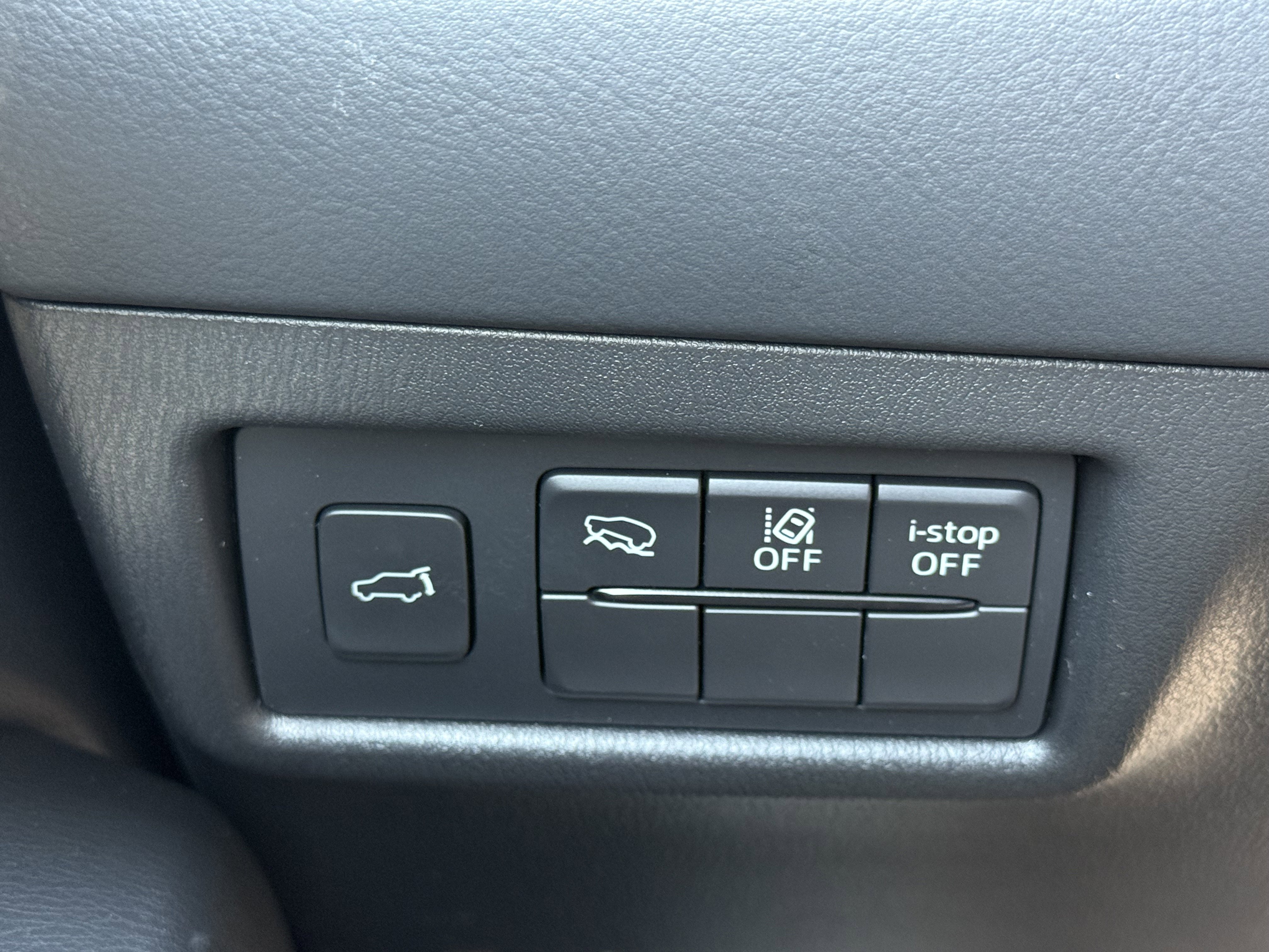 2025 Mazda CX-5 S Preferred package - Photo 29