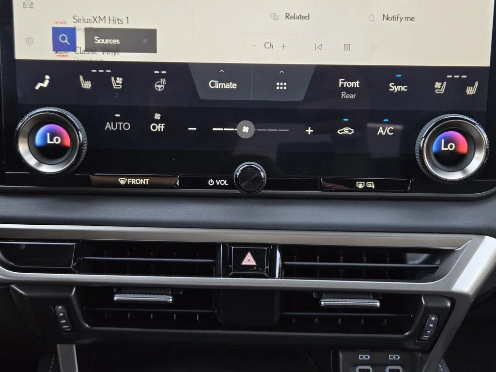 2023 Lexus RX 350 - Photo 19