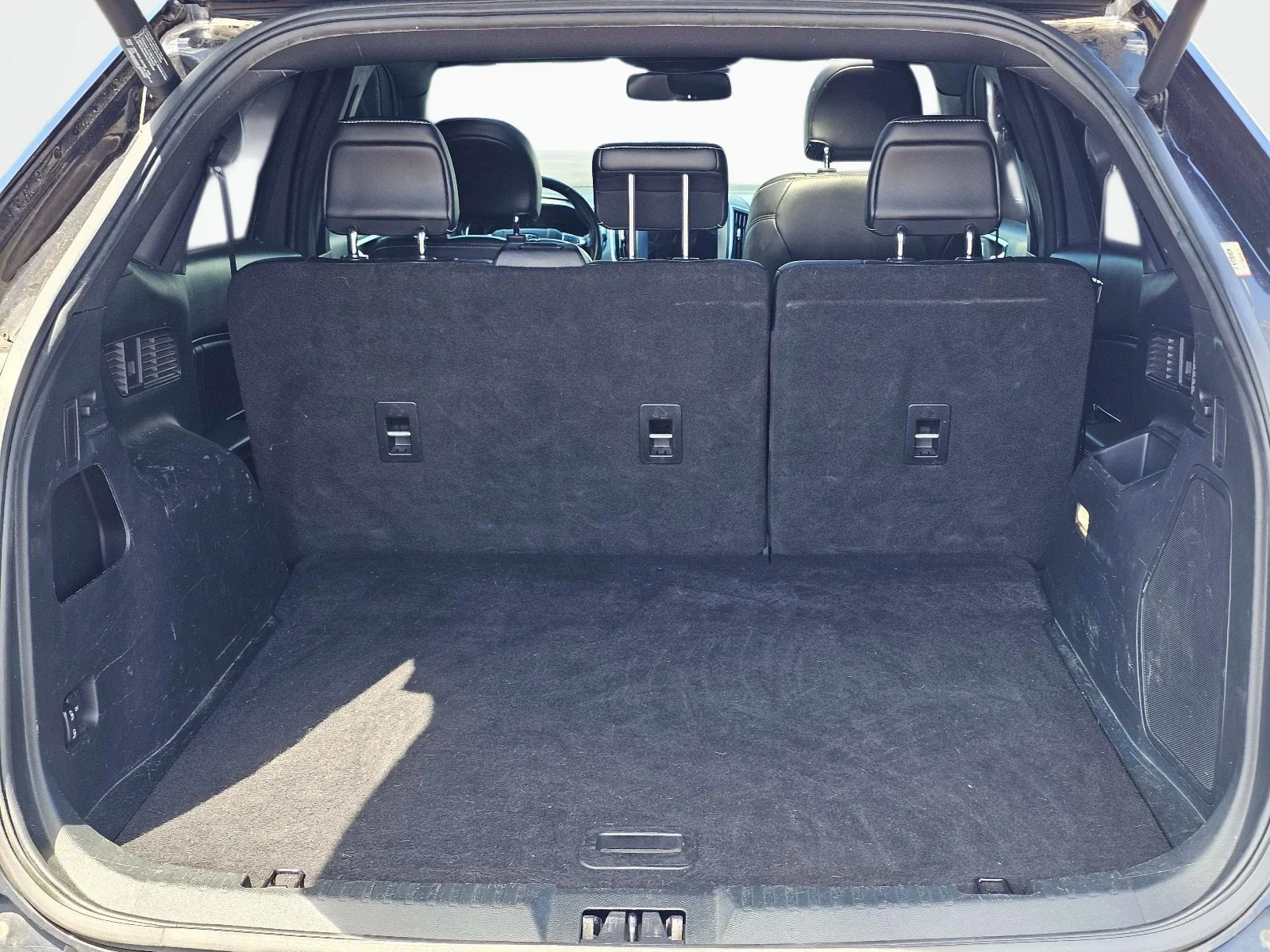 Used 2019 Black Metallic Ford ST image 12