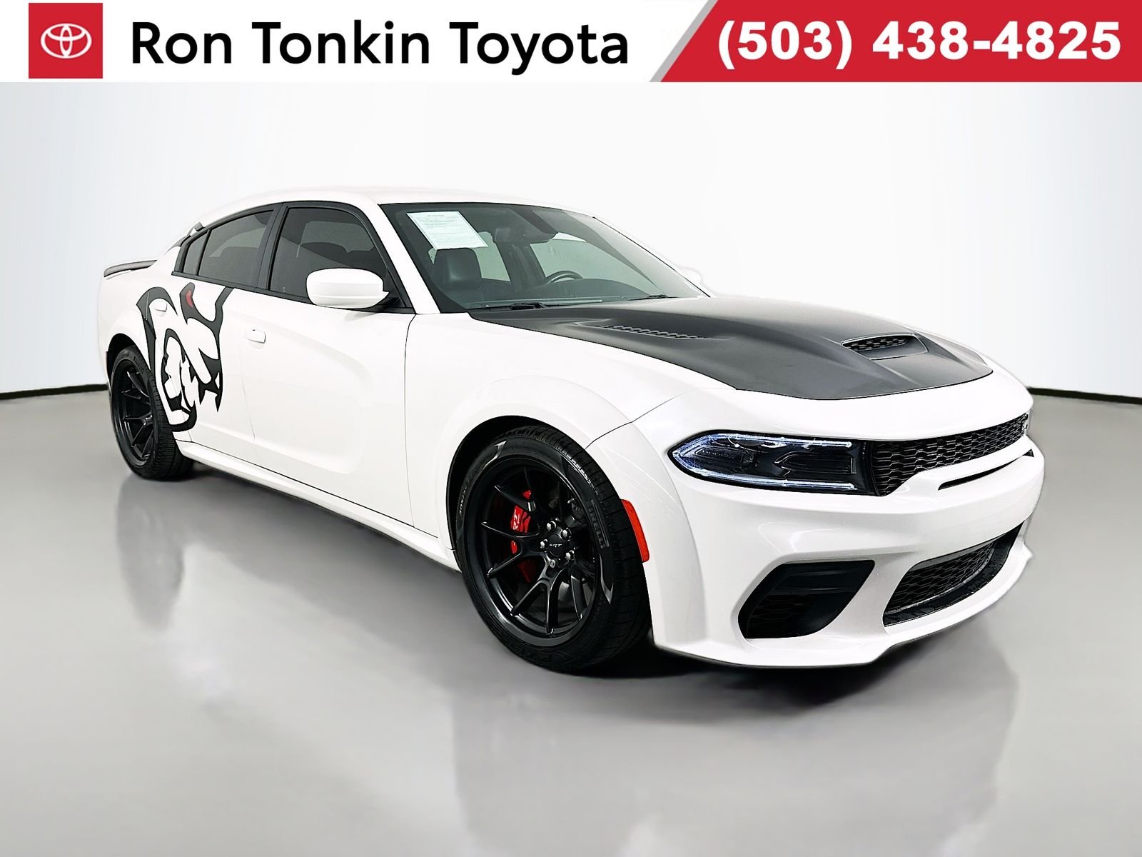 Used 2023 White Knuckle Clearcoat Dodge SRT Hellcat Redeye Widebody Jailbreak image 1