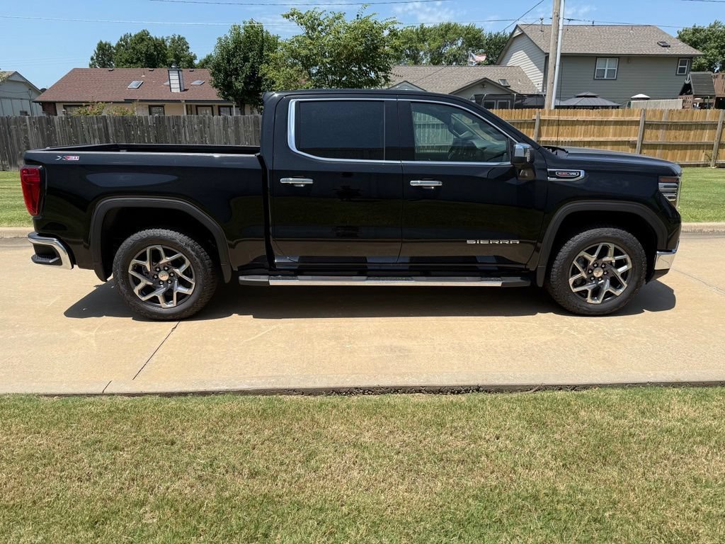New 2026 Onyx Black GMC SLT image 6
