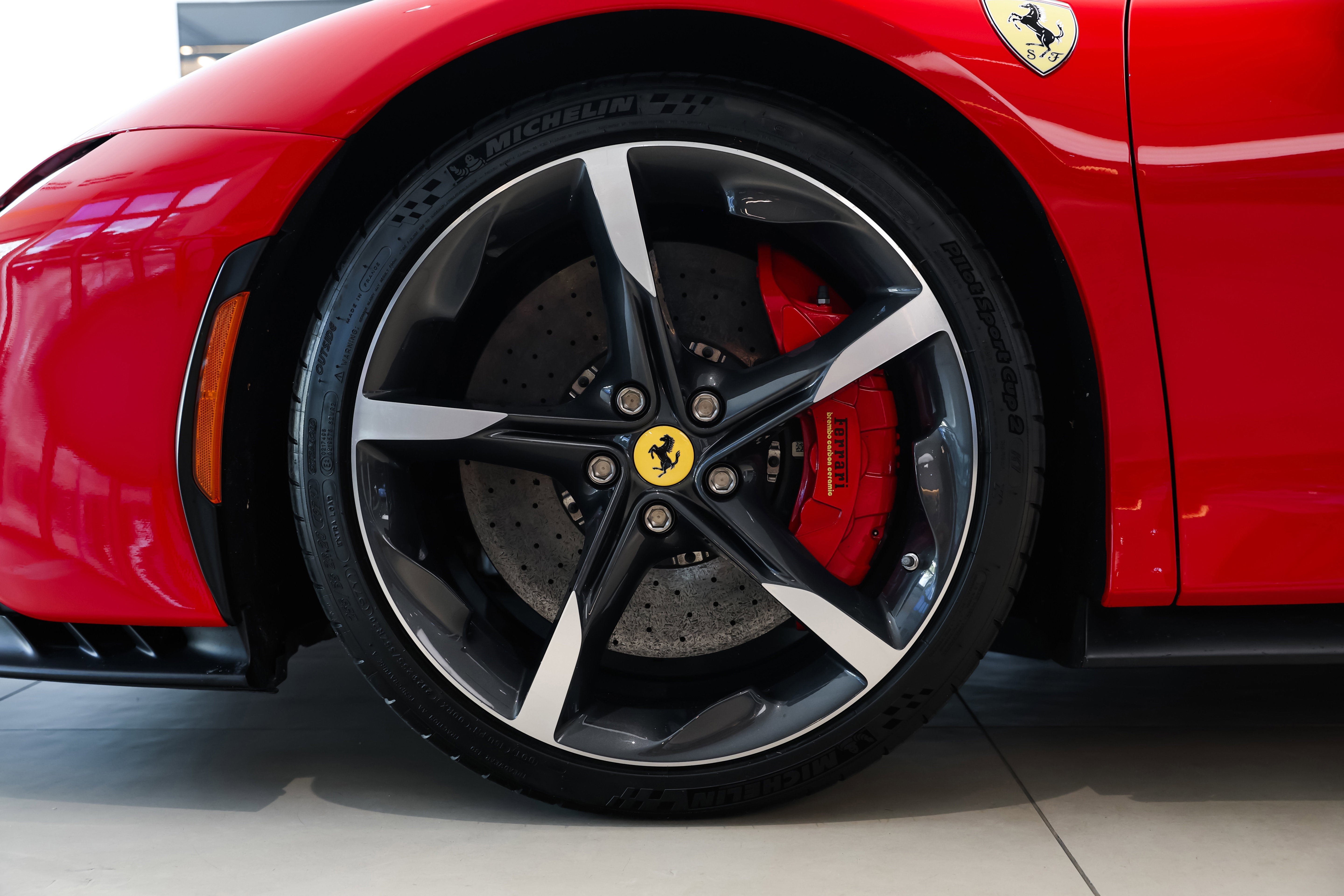 Used 2022 Rosso Corsa Ferrari  image 14