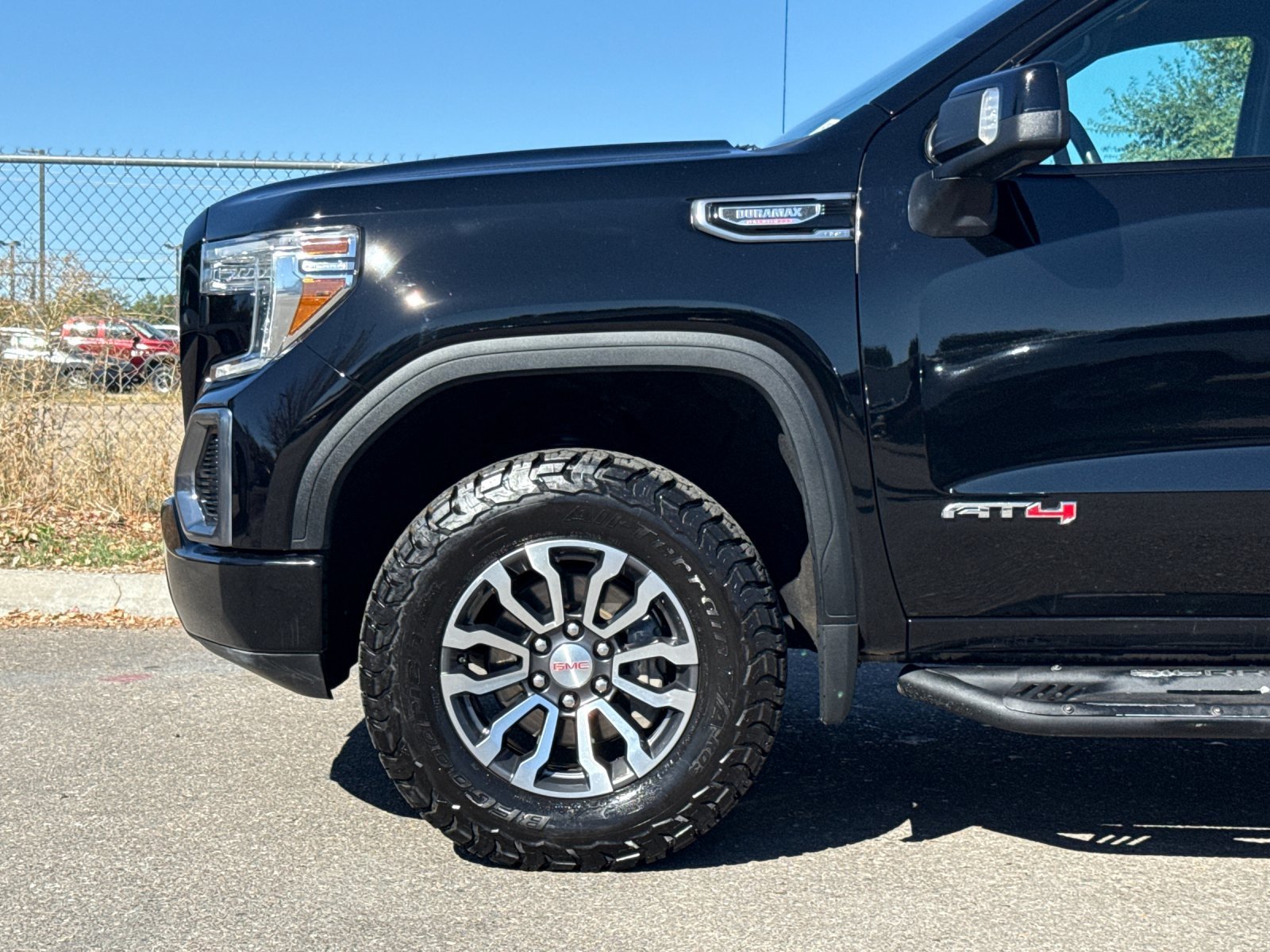 Used 2021  GMC AT4 image 23