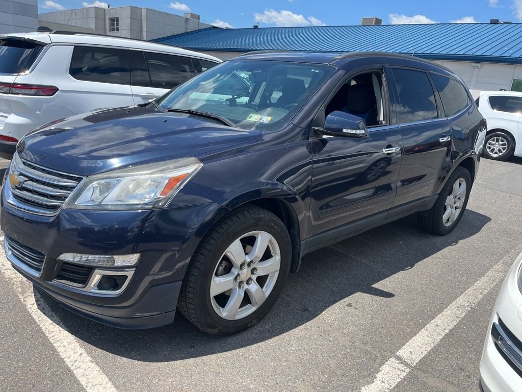 Used 2016 Chevrolet Traverse 1LT with VIN 1GNKRGKD8GJ159979 for sale in Ewing Township, NJ