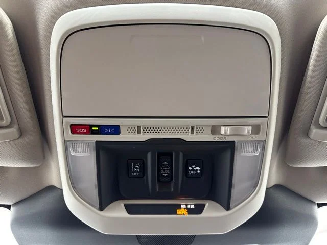 Used 2024 Silver Subaru Sport image 14