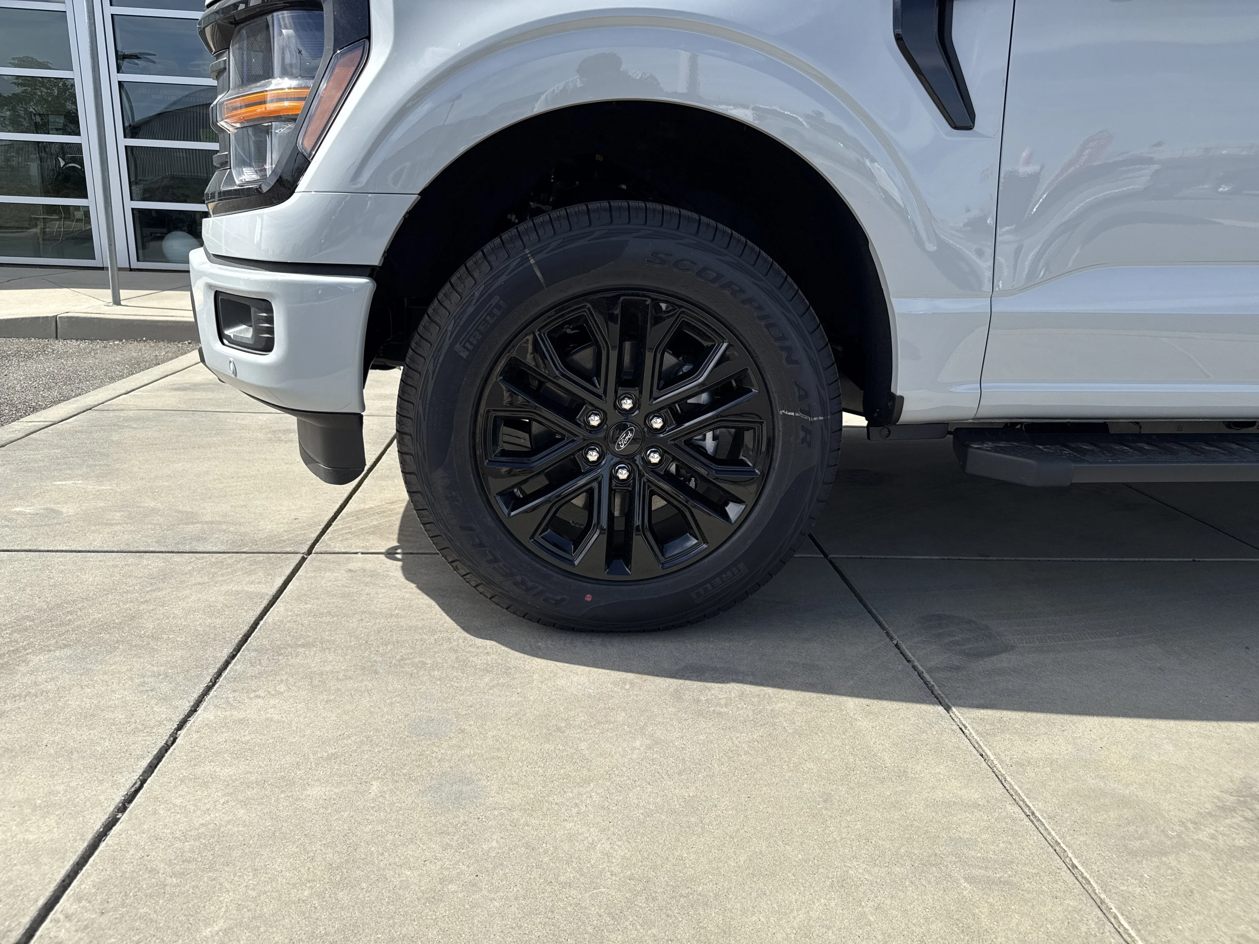 New 2026 Avalanche Ford XLT image 10