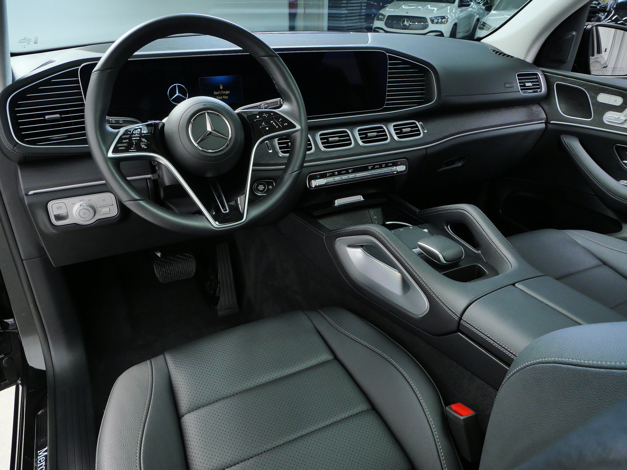 Used 2026 Black Mercedes-Benz GLE 350 image 3