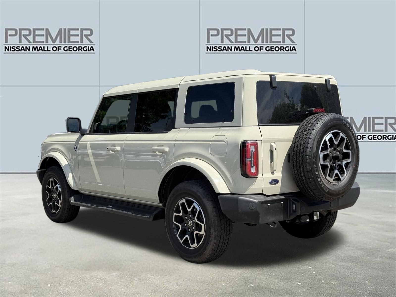 Used 2025 Beige Ford Outer Banks image 23