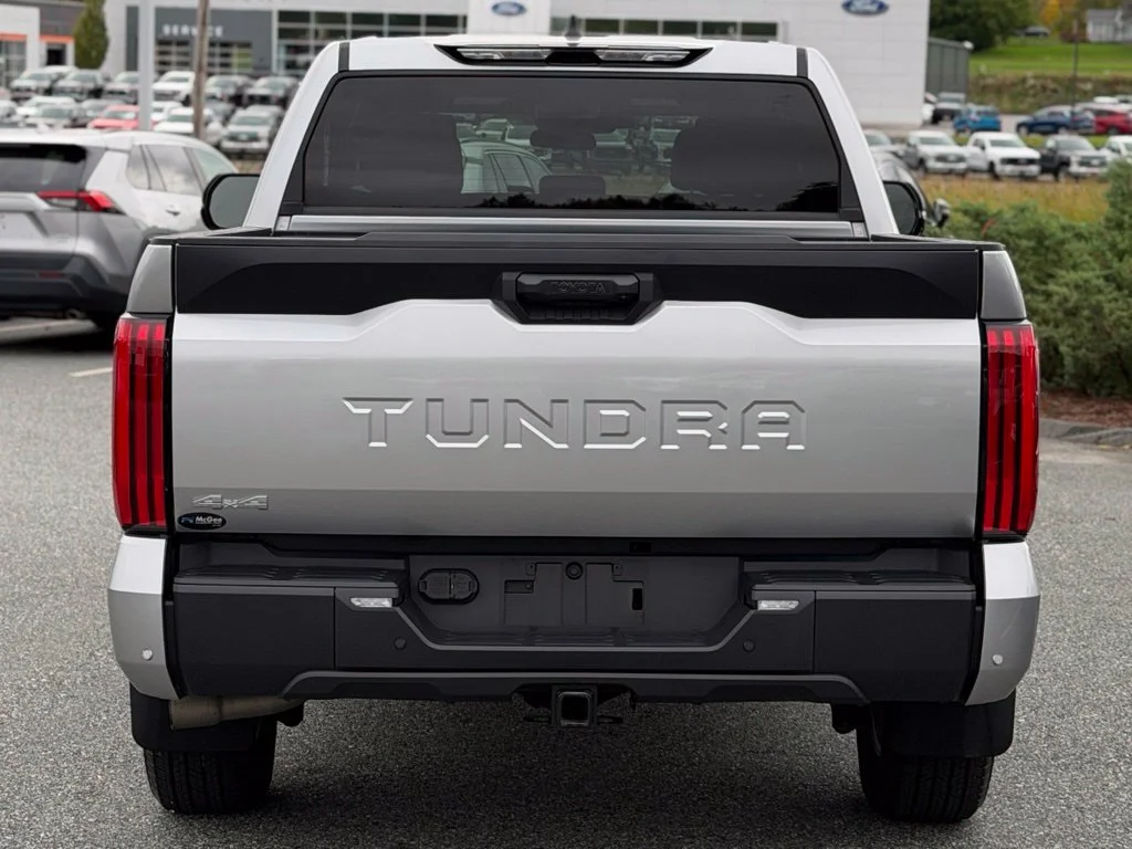 Used 2025 Silver Toyota SR5 image 4