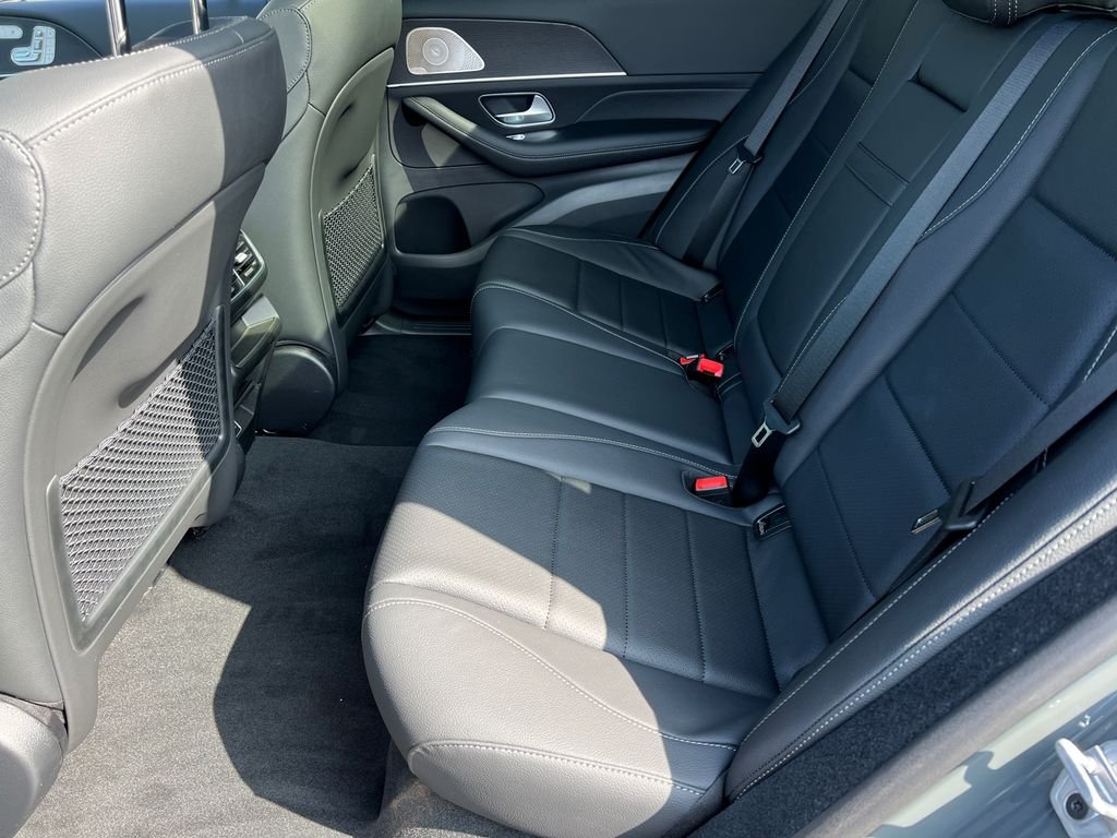 New 2026 MANUFAKTUR Silicon Grey Mercedes-Benz GLE350 image 25