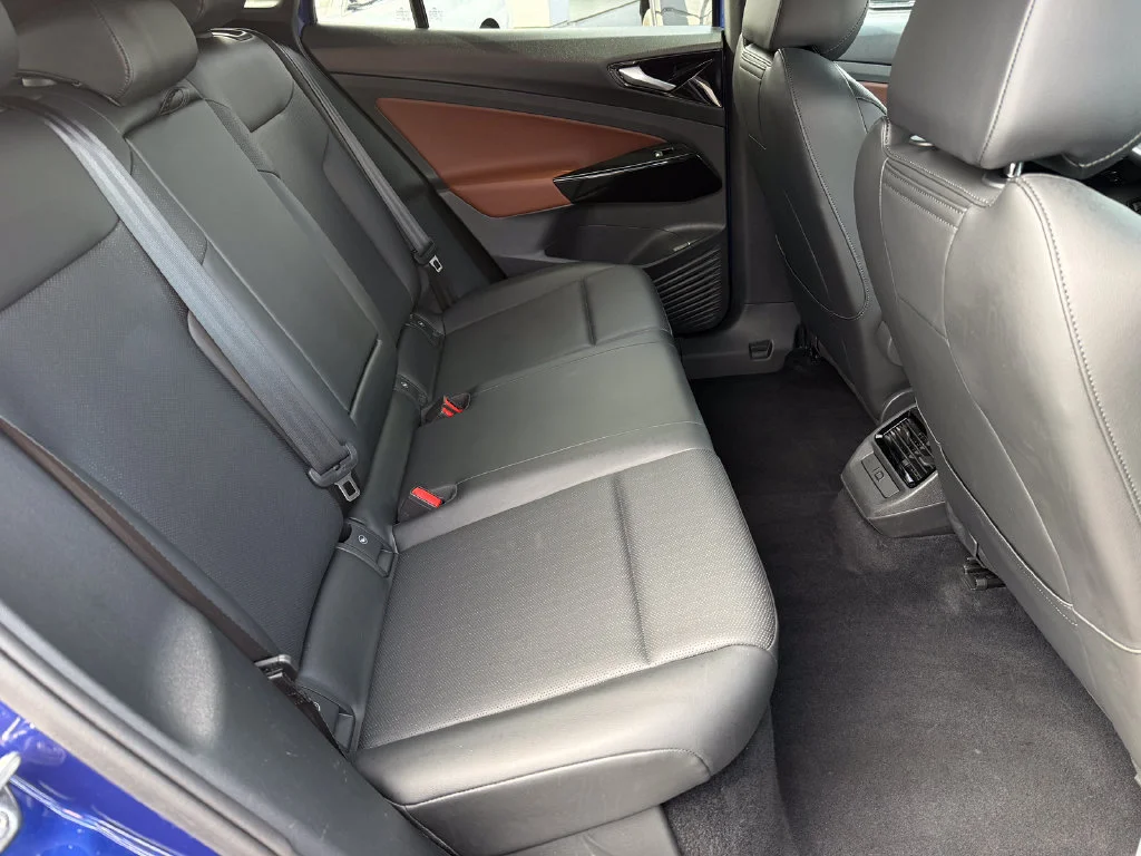 Used 2022  Volkswagen Pro S image 19
