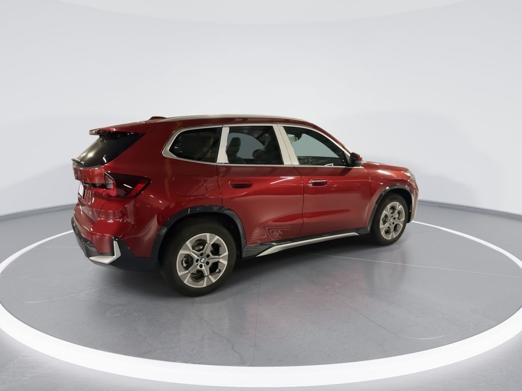 Used 2026 Red Metallic BMW xDrive28i image 8