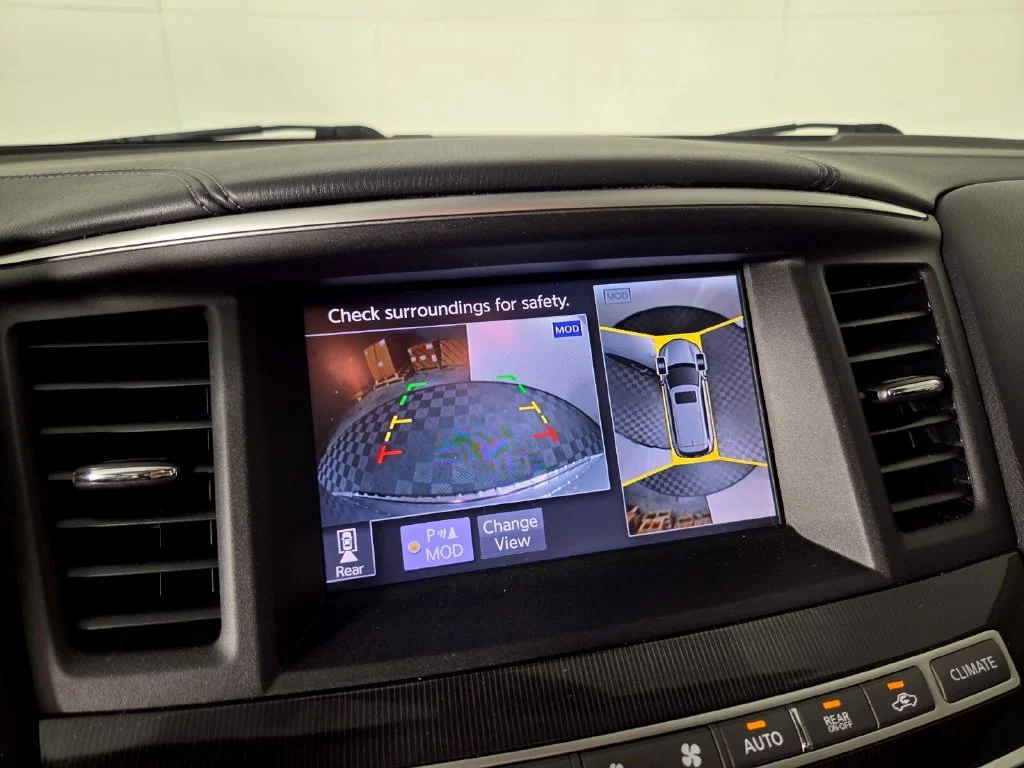 Used 2019 Liquid Platinum INFINITI LUXE image 11