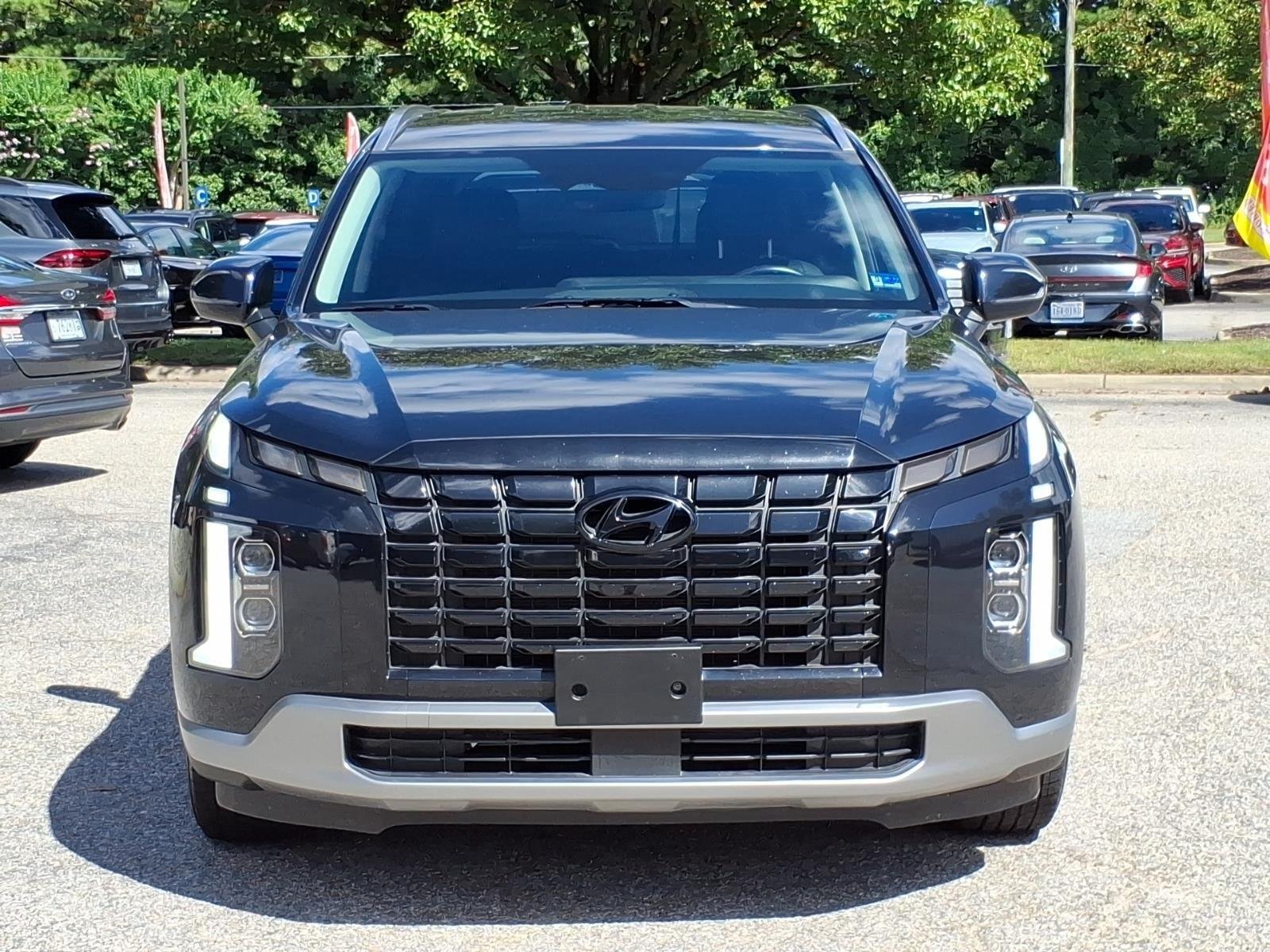 Used 2025 Moonlight Cloud Hyundai SEL image 2