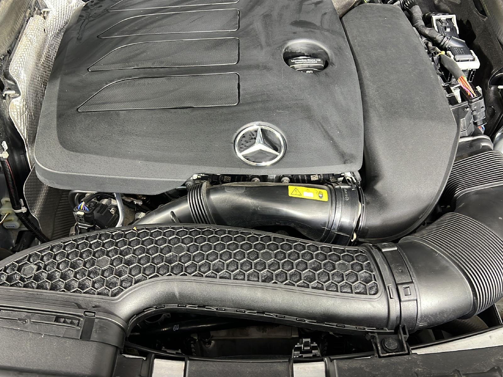 Certified Used 2022 Cirrus Silver Metallic Mercedes-Benz GLC 300 image 30